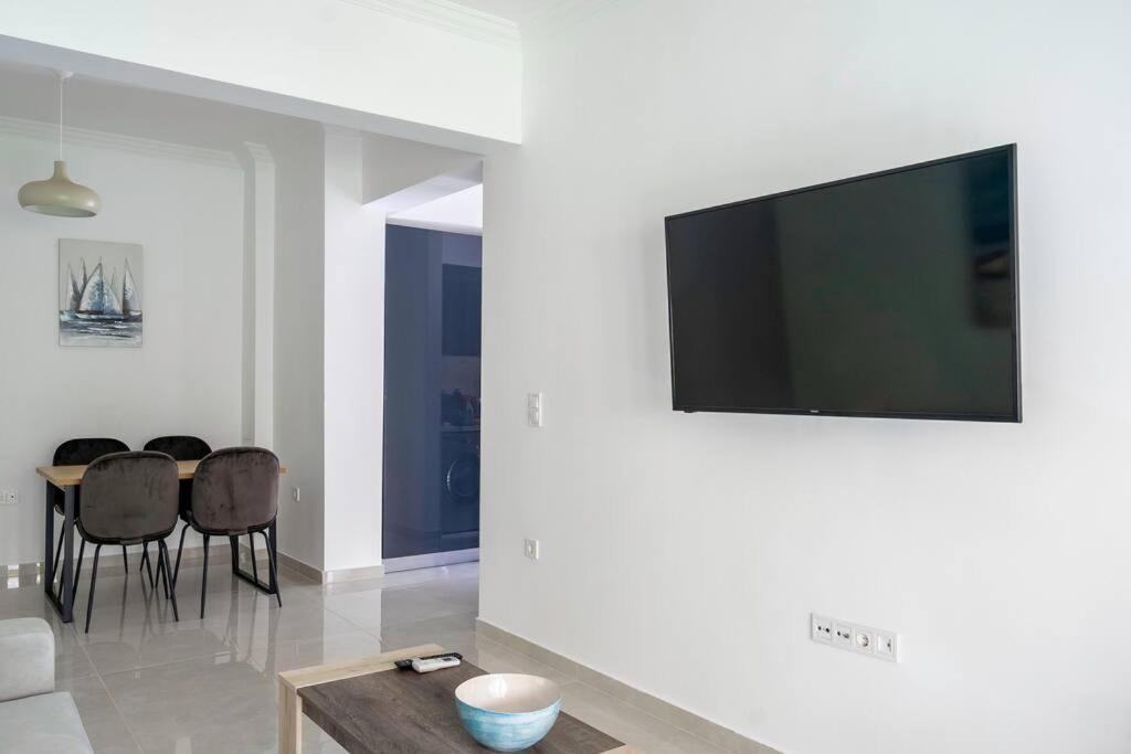 Alimos Sun-Filled Apartment Athene Buitenkant foto
