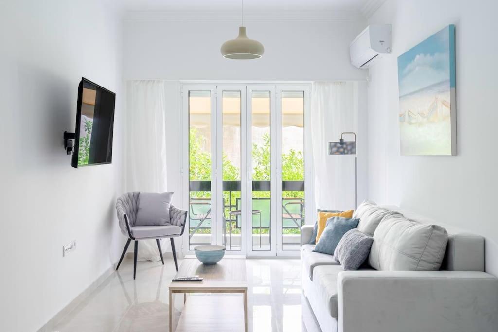 Alimos Sun-Filled Apartment Athene Buitenkant foto